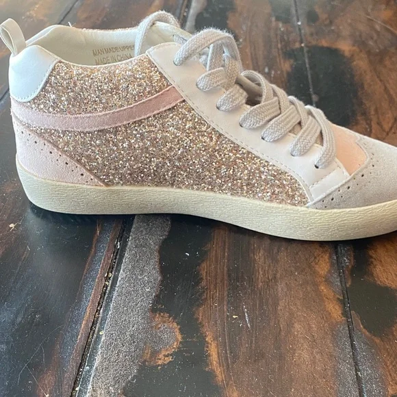 Mi.iM Glittery Pink and White Women's Sneakers - Picture 8 of 16